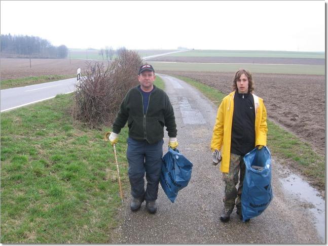 Helfer bei der Putzete