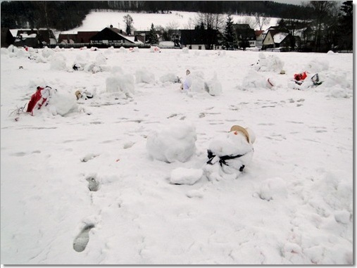 zerstörter Schneemänner